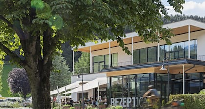 natĂŒrlich Hell. Aparthotel & Camping