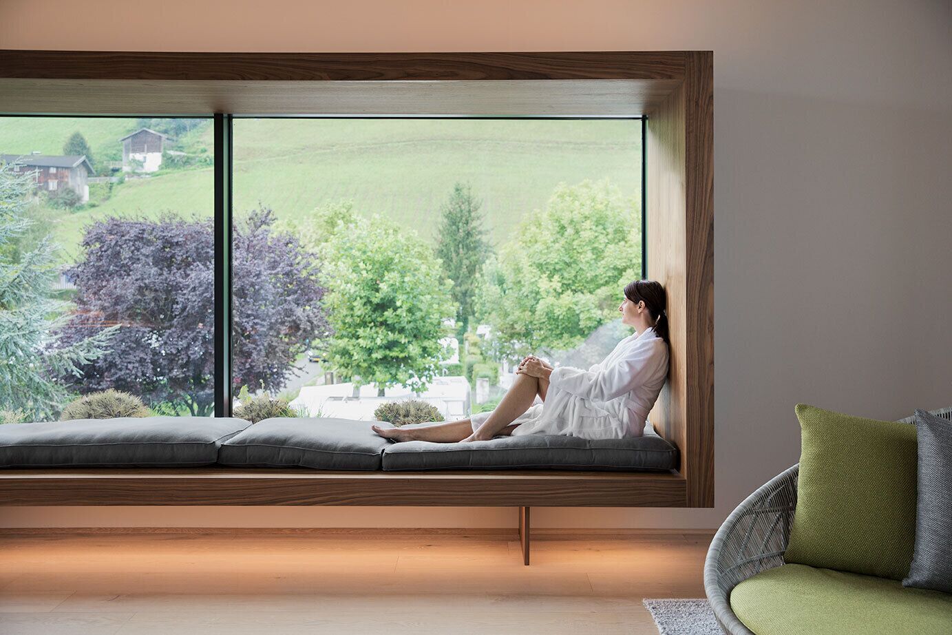 turkish bath/hammam, hot stone massages, deep-tissue massages