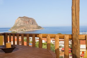 View from room - Monemvasia Green Apartments (Monemvasia)