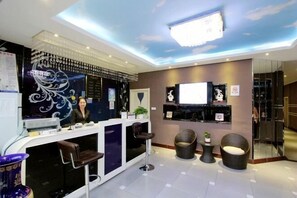 Interior - Aike 100 Theme Hotel (Qingdao Chongqing North Road Liuting Subway Station) (Qingdao)