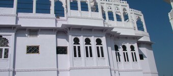 Bhanwar Vilas Guest House