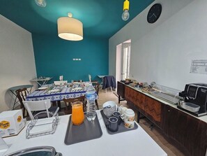 每日供应即点即煮早餐(每人 EUR 2.5)