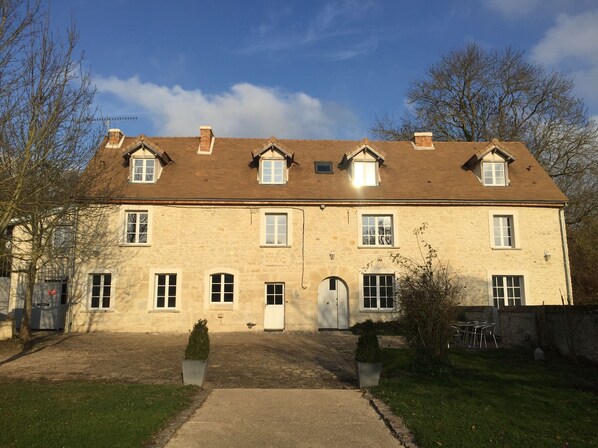 Voorkant van accommodatie