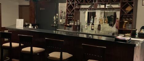بار (في المنشاة)