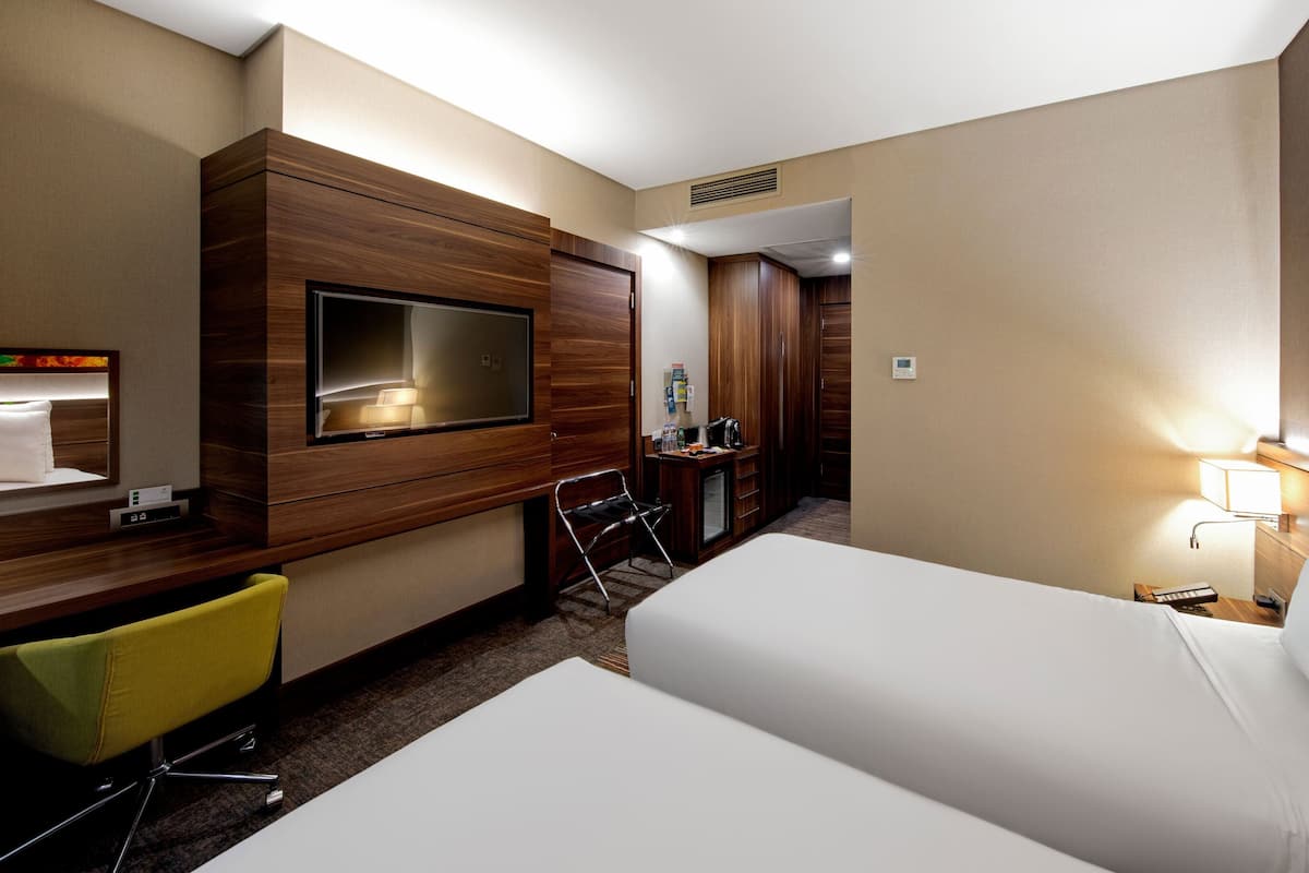 Minibar, in-room safe, desk, blackout drapes