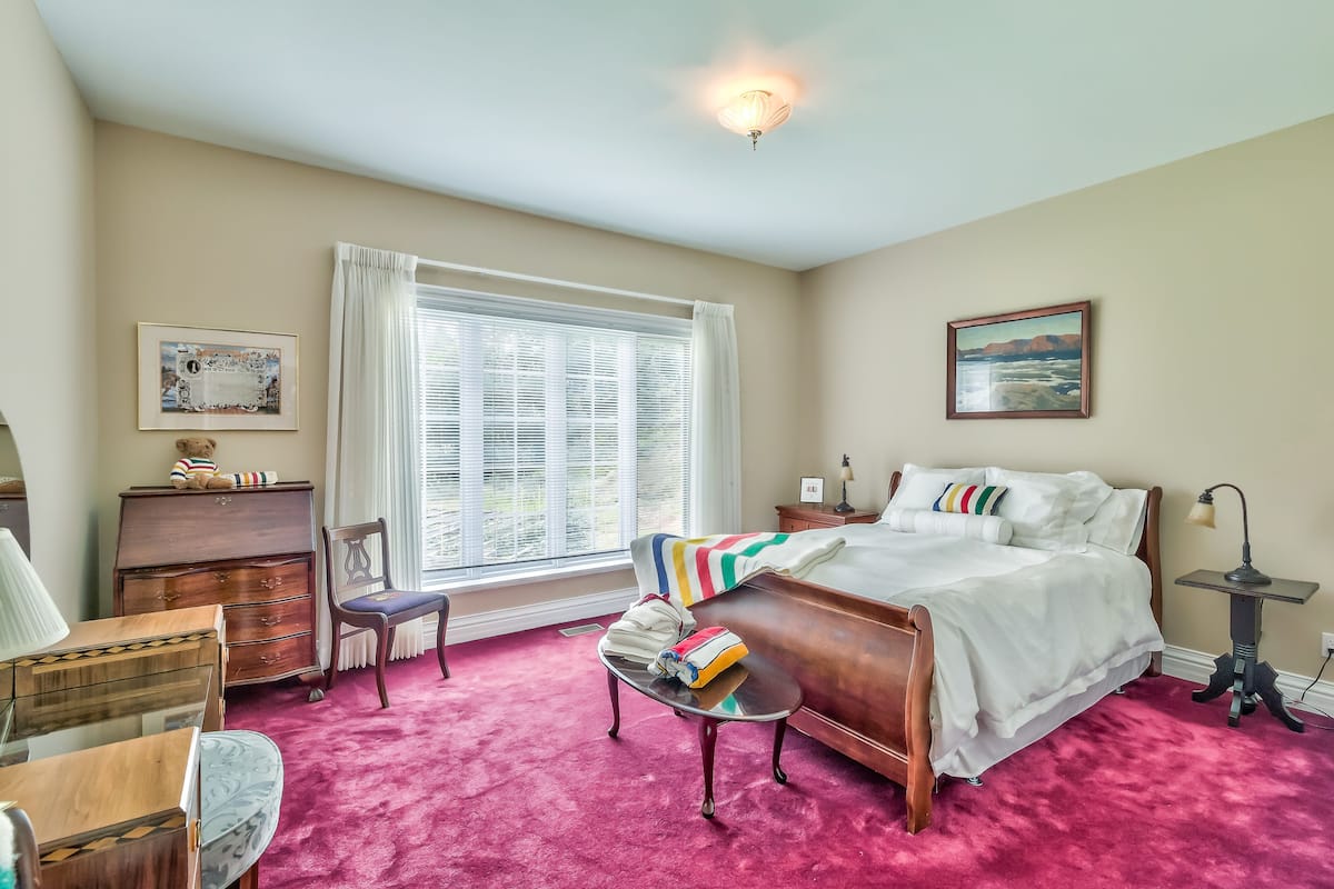 Standaard kamer, 1 queensize bed, uitzicht op tuin | Luxe beddengoed, een strijkplank/strijkijzer, gratis wifi
