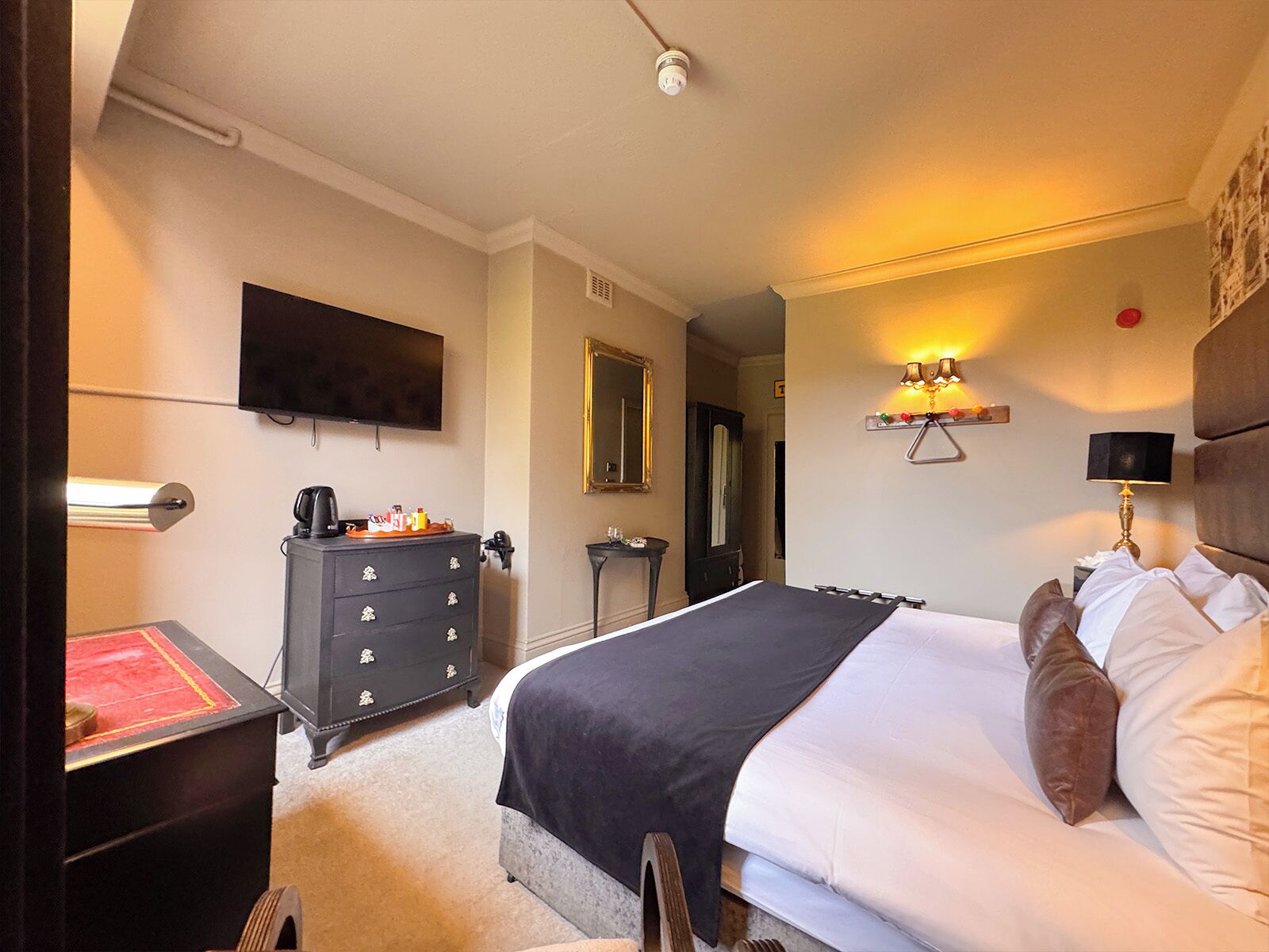 Foto - White Hart Hotel & Apartments