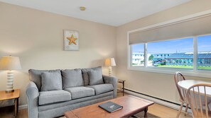 Huoneisto | Oleskelualue | Televisio