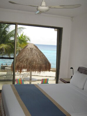 Luxury-Apartment, 1 Schlafzimmer, Küche, Meerblick | 1 Schlafzimmer, Zimmersafe, Verdunkelungsvorhänge, kostenloses WLAN