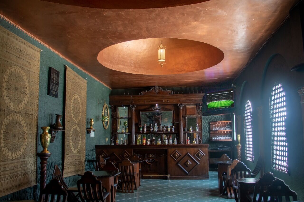 Bar (en la propiedad)