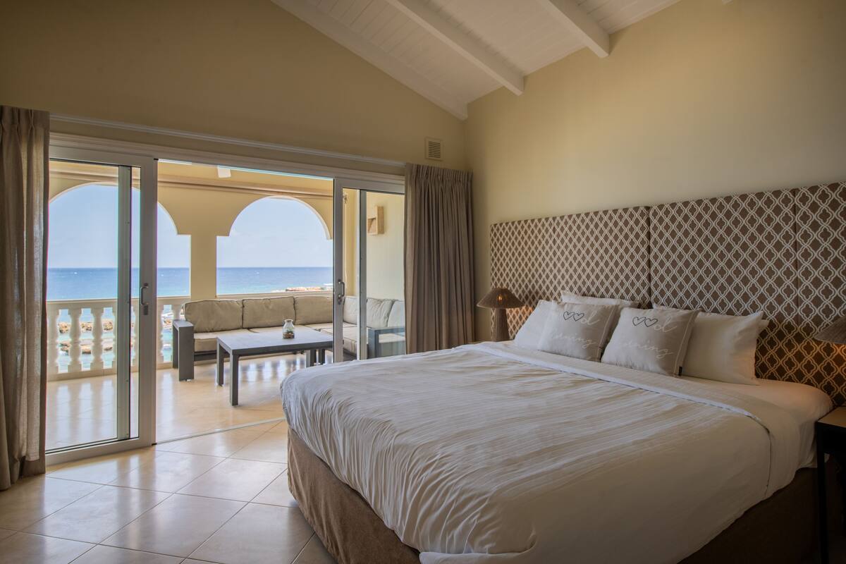 Penthouse Grand | Sábanas de algodón egipcio, edredón y camas con pillow-top
