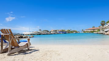 Privat strand og snorkling