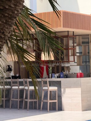 Bar (in der Unterkunft)