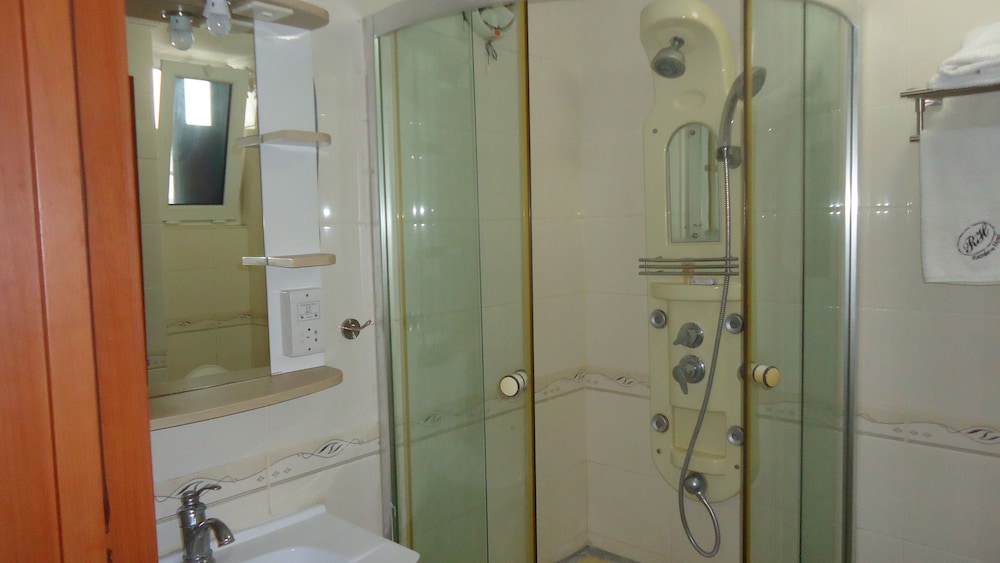 Rainbow Hotel by null