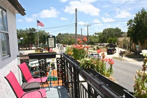 Loft de luxe, 1 dormitori, vistes a la ciutat, cantonada | Balcó