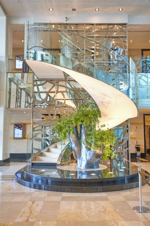 Lobby. Millennium Hotel and Convention Centre Kuwait