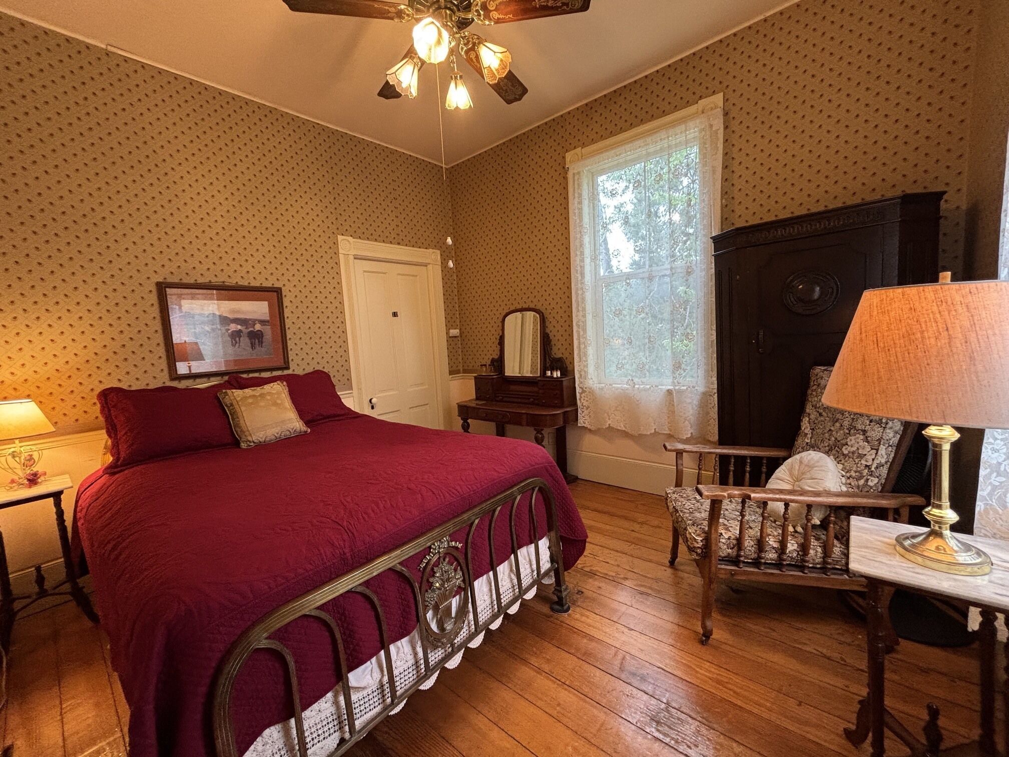 1 bedroom, premium bedding, individually decorated