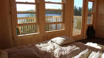 Romantic Cottage, 1 Queen Bed, Sauna, Lake View | 1 bedroom