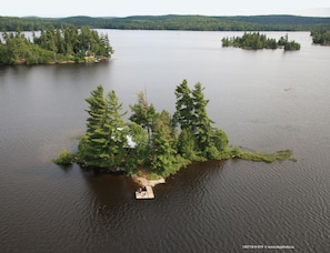 Lake - Algonquin Island Retreat (Unorganized South Nipissing)