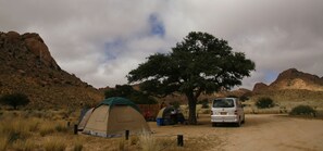 Tienda básica (Desert Horse Campsite) | Ropa de cama