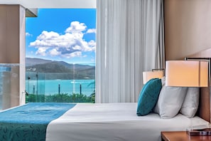 1 Schlafzimmer, Zimmersafe, Schreibtisch, laptopgeeigneter Arbeitsplatz