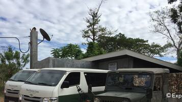 Pengangkutan ulang-alik ke lapangan terbang