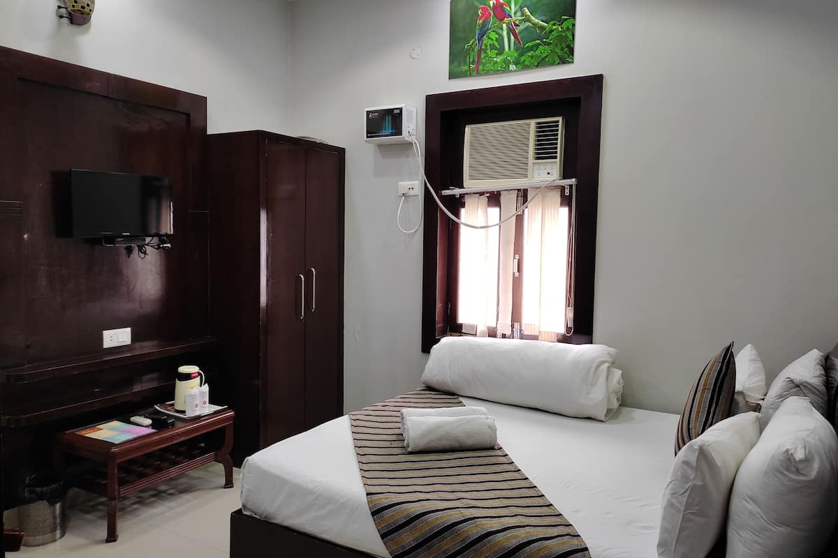 deluxe room, 1 double bed, accessible, non smoking | view from room