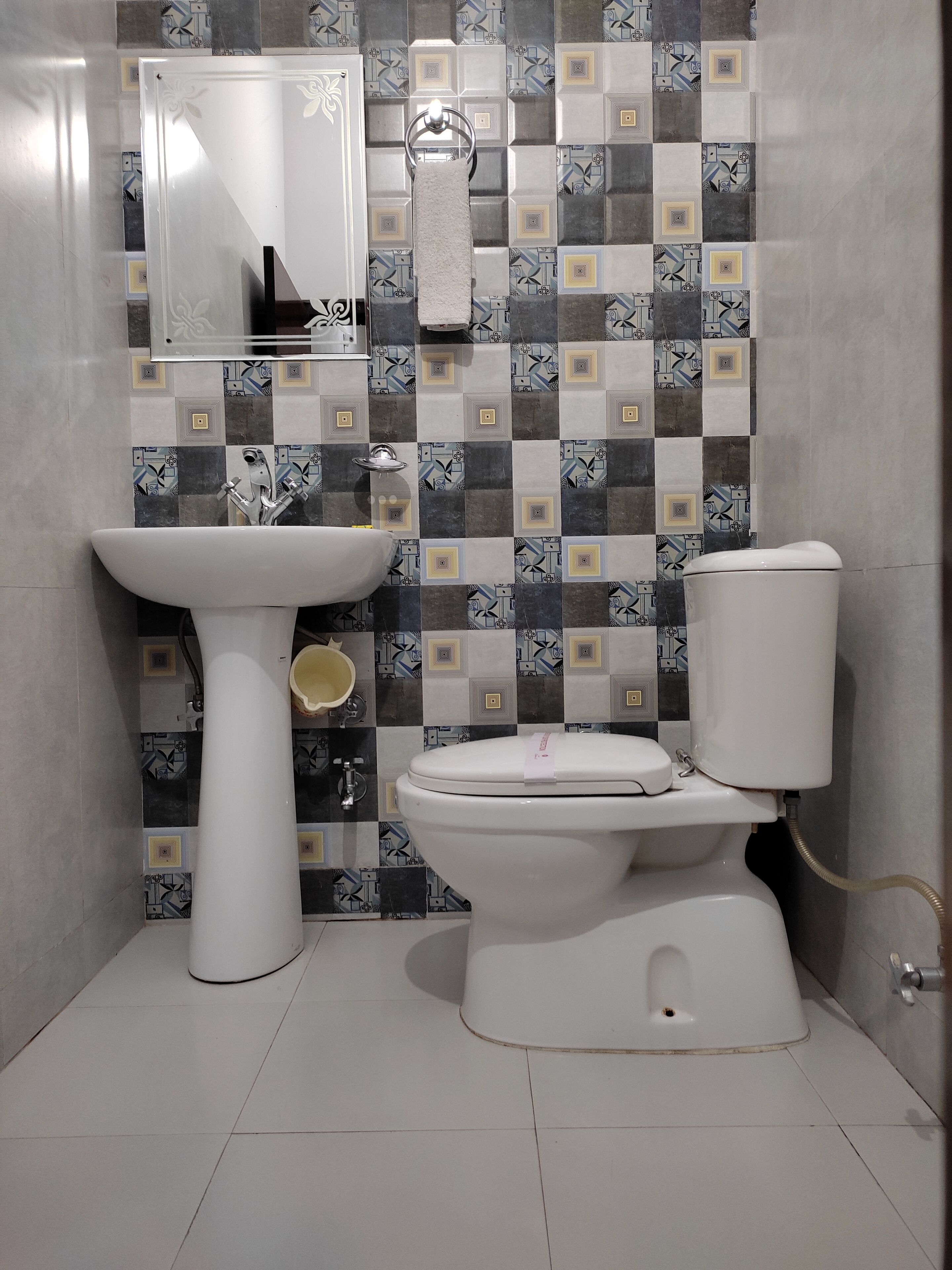 shower, free toiletries, hair dryer, bathrobes