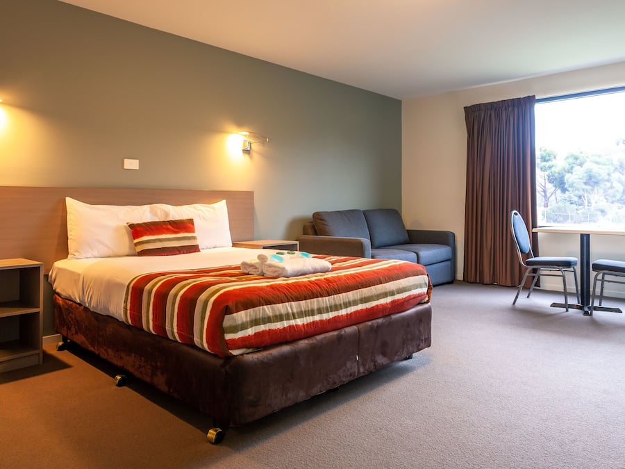 Desk, blackout curtains, iron/ironing board, free WiFi