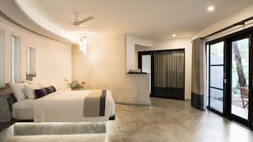 White Pearl | 1 bedroom, minibar, in-room safe, desk
