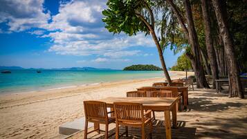 Private beach, beach umbrellas, beach bar, kayaking