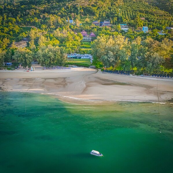 Aerial view - Dusit Thani Krabi Beach Resort (Krabi)