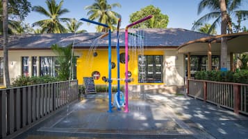 Área de juegos infantiles al aire libre
