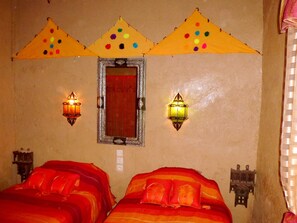 1 bedroom, individually decorated, individually furnished, free WiFi - La Vallée des Dunes (Taouz)