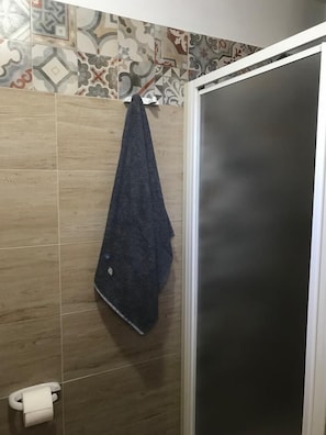 Luxury Room | Bathroom shower - B&B Sara (Ugento)