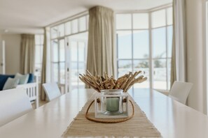 Family Suite | Living area | TV - Bayview Hotel (Plettenberg Bay)