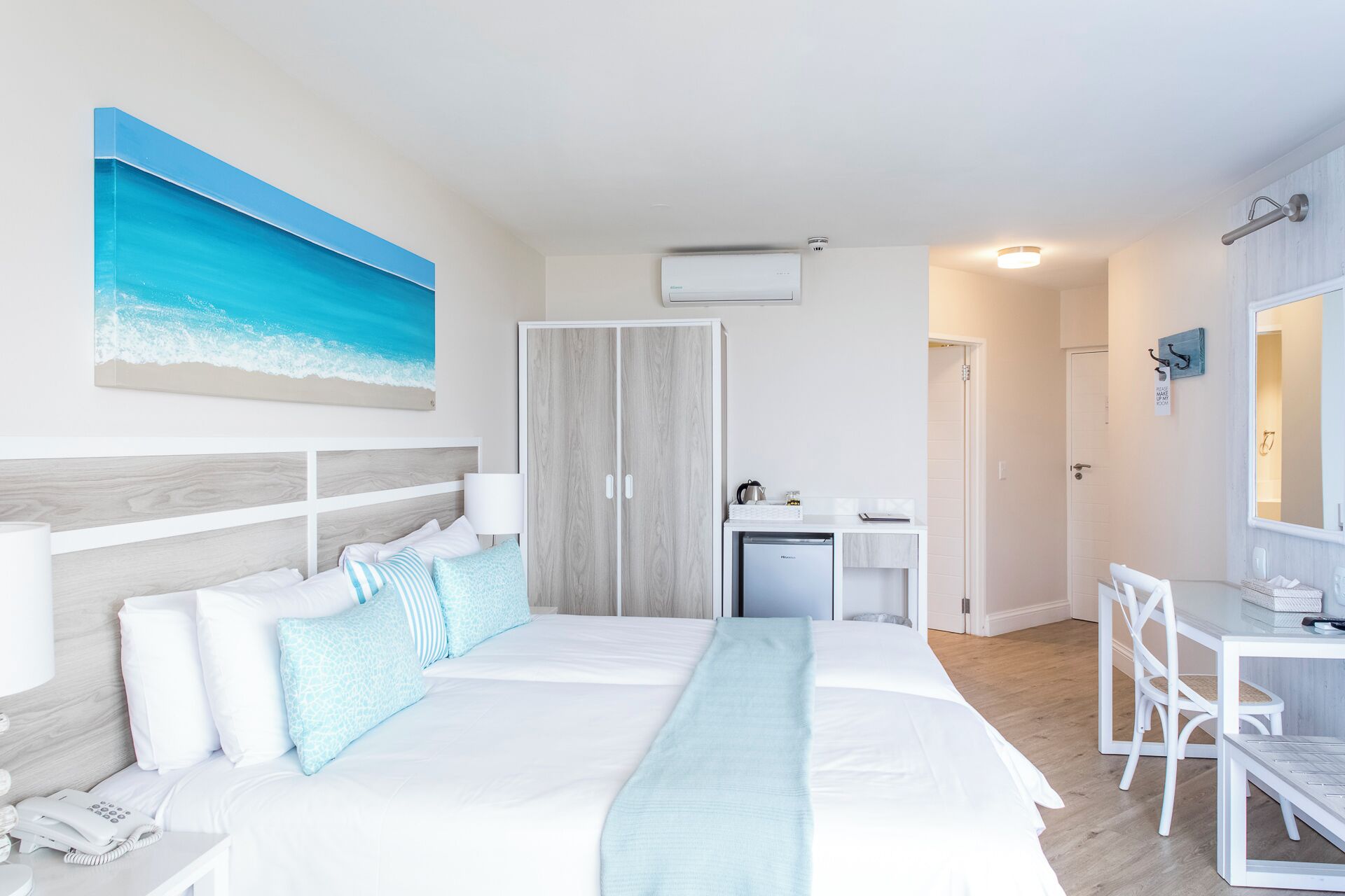 Deluxe Room, Balcony