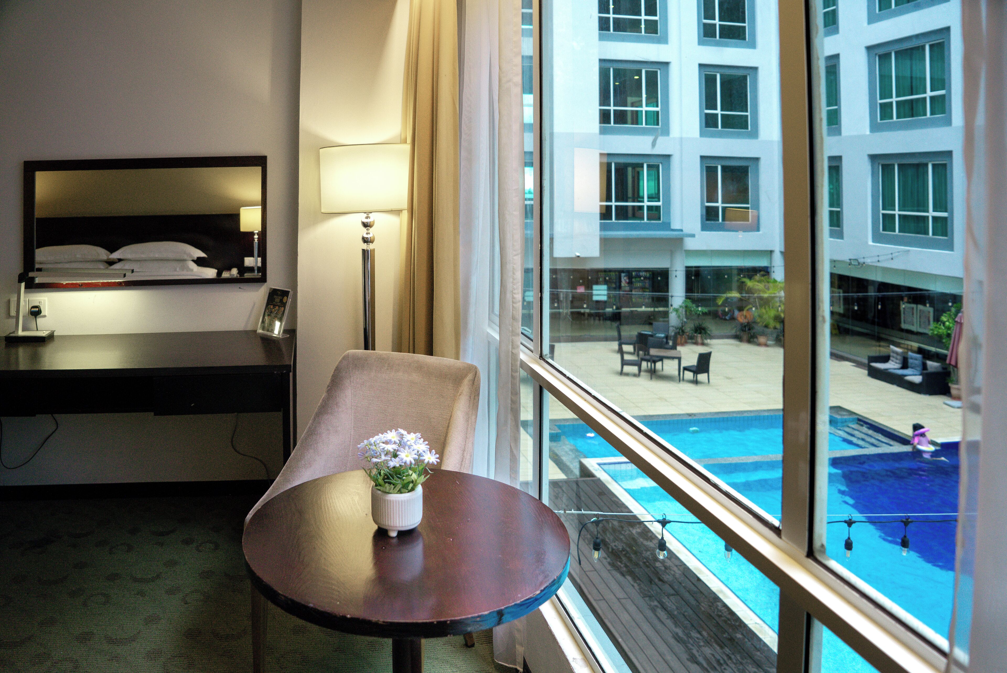 Rom – superior, bassengutsikt | Utsikt fra rommet