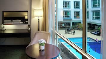 Rom – superior, bassengutsikt | Utsikt fra rommet