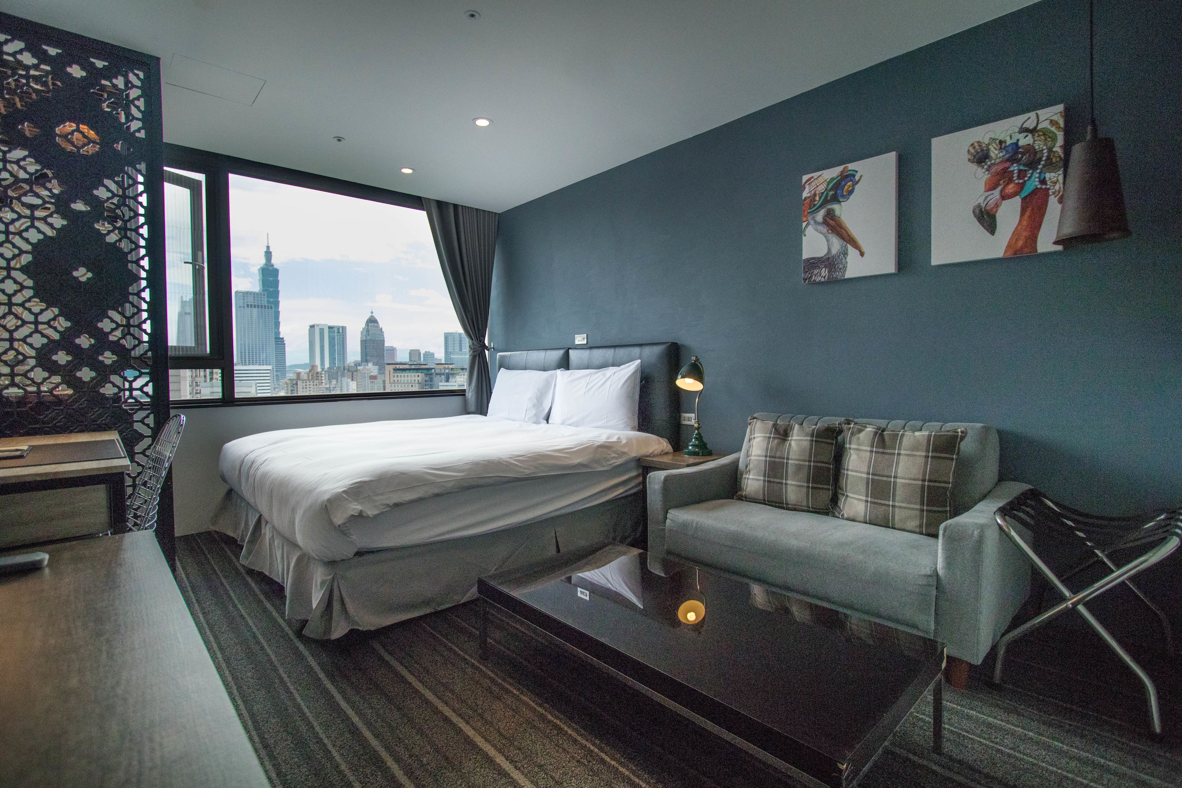 Double Room with Private Bathroom | Blackout drapes, soundproofing, free WiFi, bed sheets