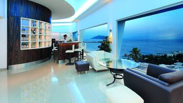 Bar (en la propiedad)