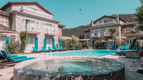 Orino Suites