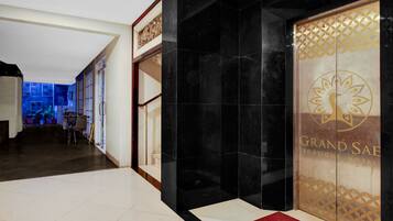 Elevator