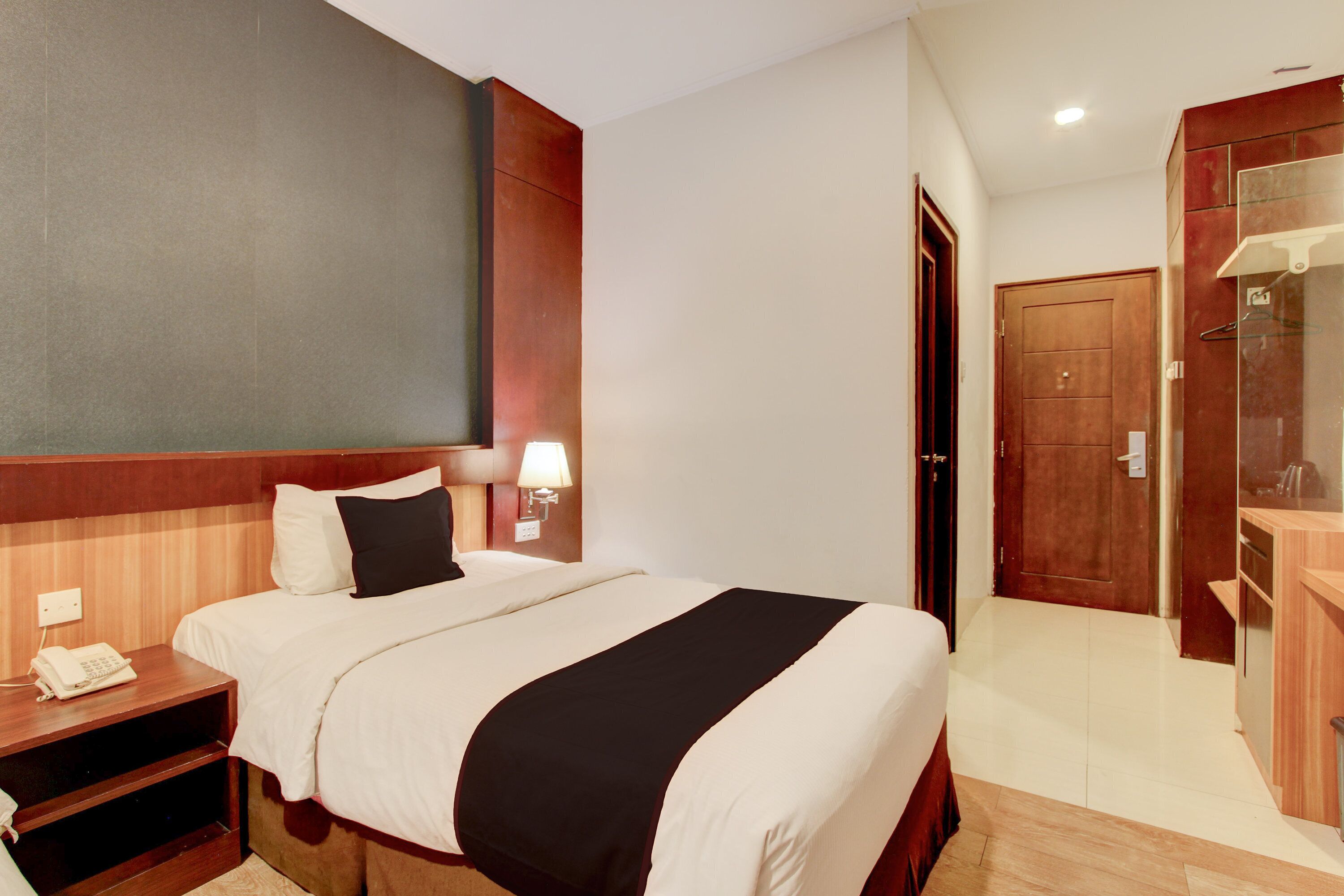 Deluxe Twin Room | Hypo-allergenic bedding, free WiFi, bed sheets