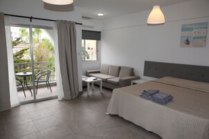 In-room safe, free cots/infant beds, free WiFi, wheelchair access