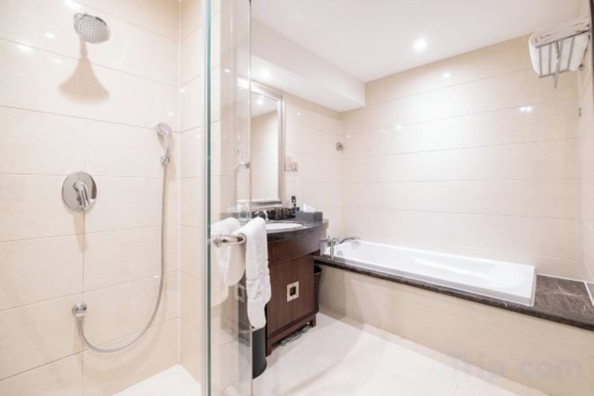 Salle de bain | Ensemble baignoire-douche, baignoire profonde