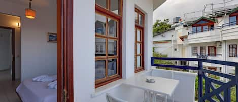 DOGA MANZARALI STUDYO DAIRE | Balcony