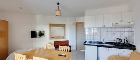 公寓, 1 間臥室 | 客廳 | 電視