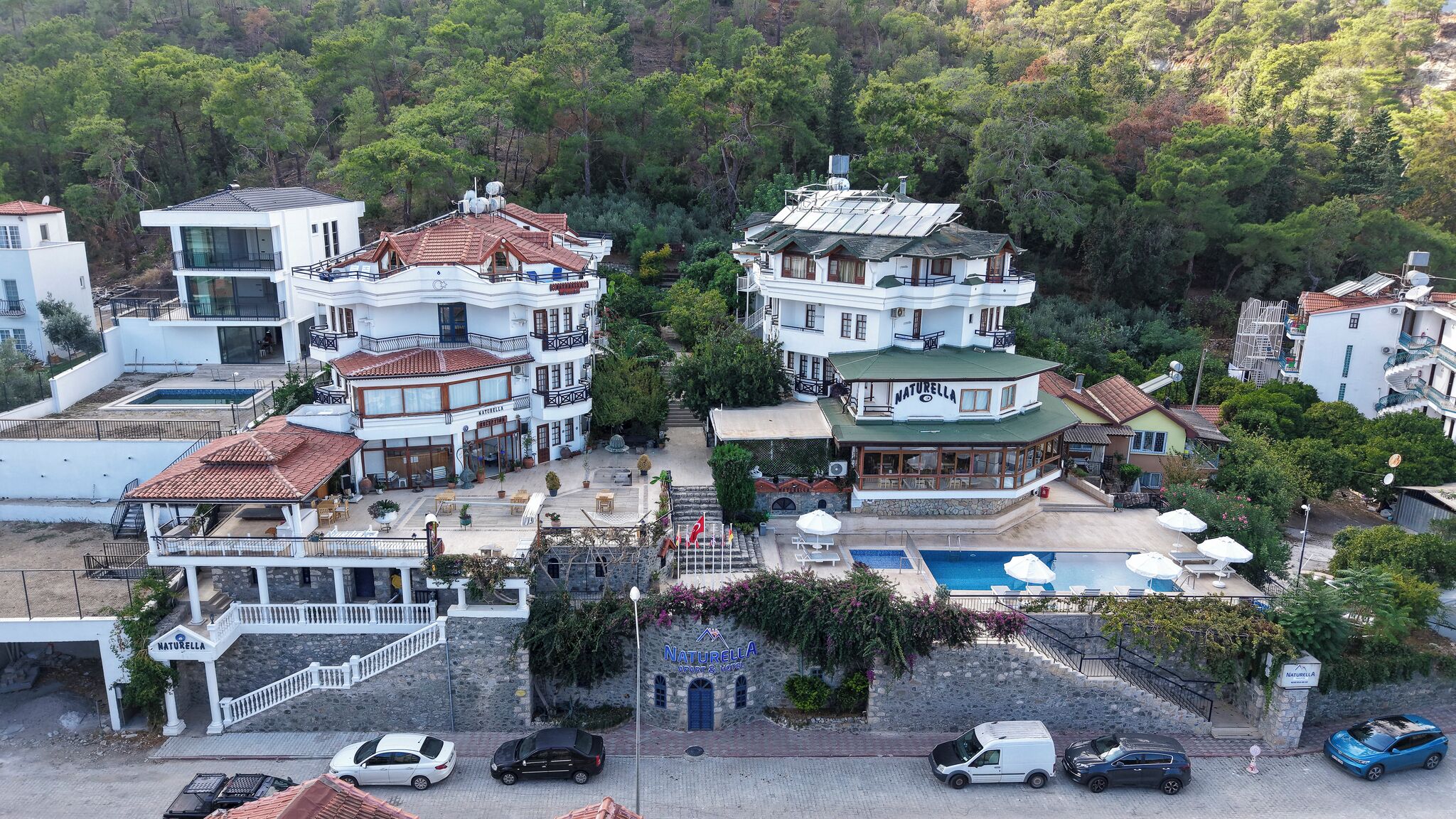 المنشأة من الخارج