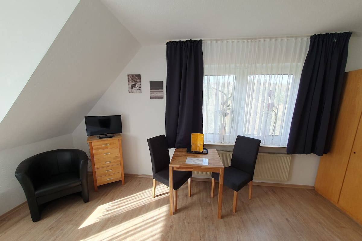 Standard Double Room | Free cots/infant beds, bed sheets